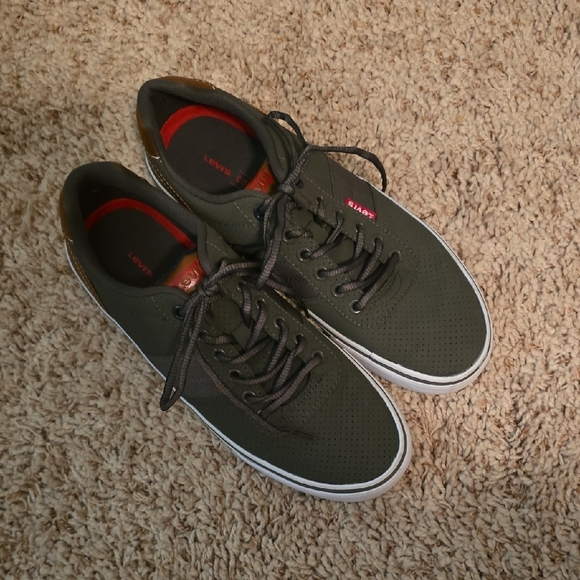 Levi's Men's Gray And Brow  Casual Sneakers Size 8 (0817) - Picture 1 of 10